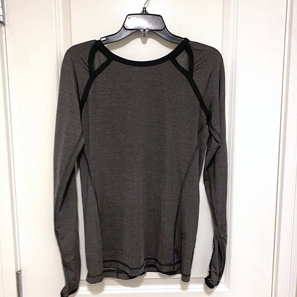Lululemon Grey Long Sleeve Top w/Black Detail, FUN Cutouts & Reflective Trim - Picture 8 of 14